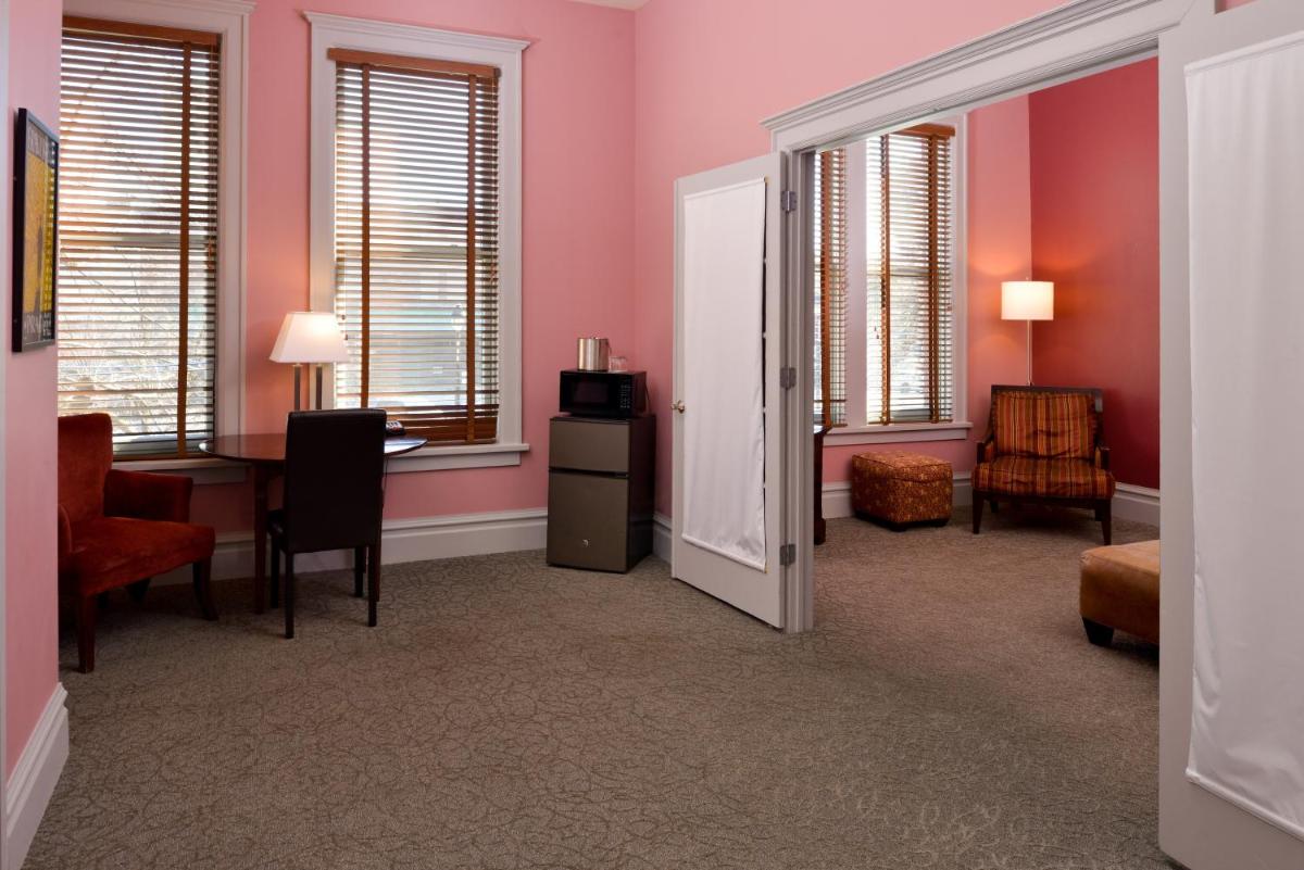 Montvale Hotel - Housity