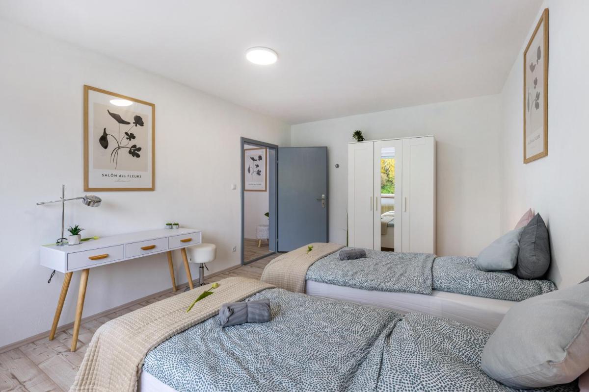 Apartment AlbGlück 2 Hechingen, 3 Schlafzimmer, 1-7 Personen, Burg 5 km - Housity