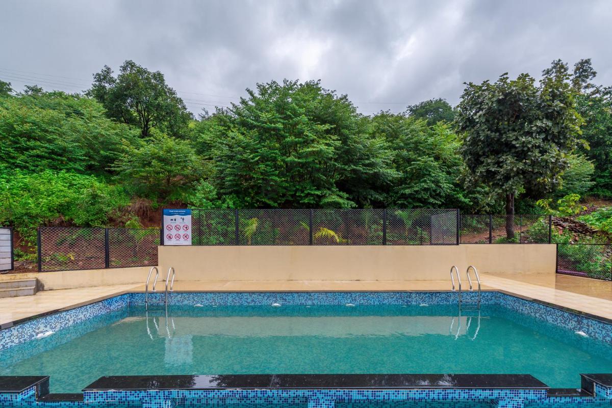 SaffronStays Riverdale, Mulshi - Lakefront villa with pool and mountain view - Housity