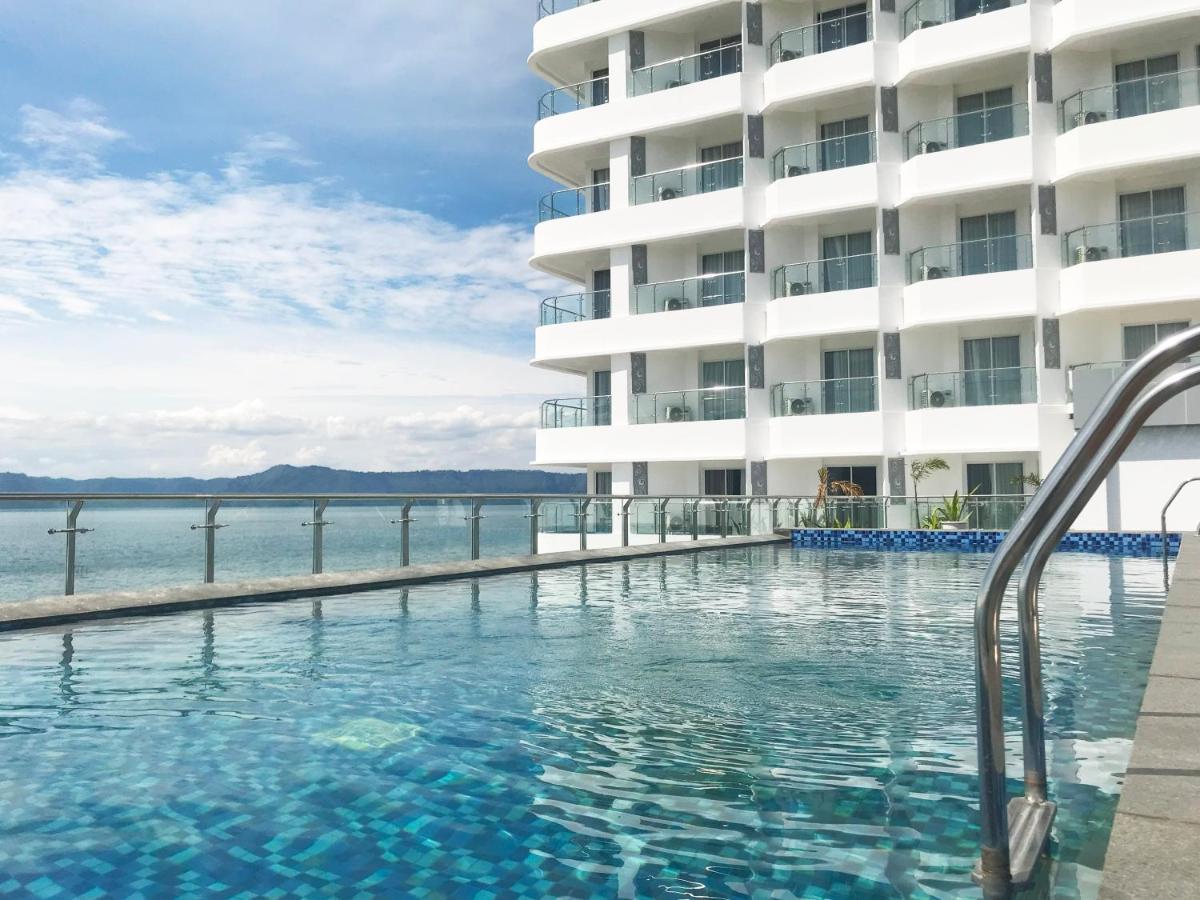 Labersa Hotel & Convention Center Samosir - Housity
