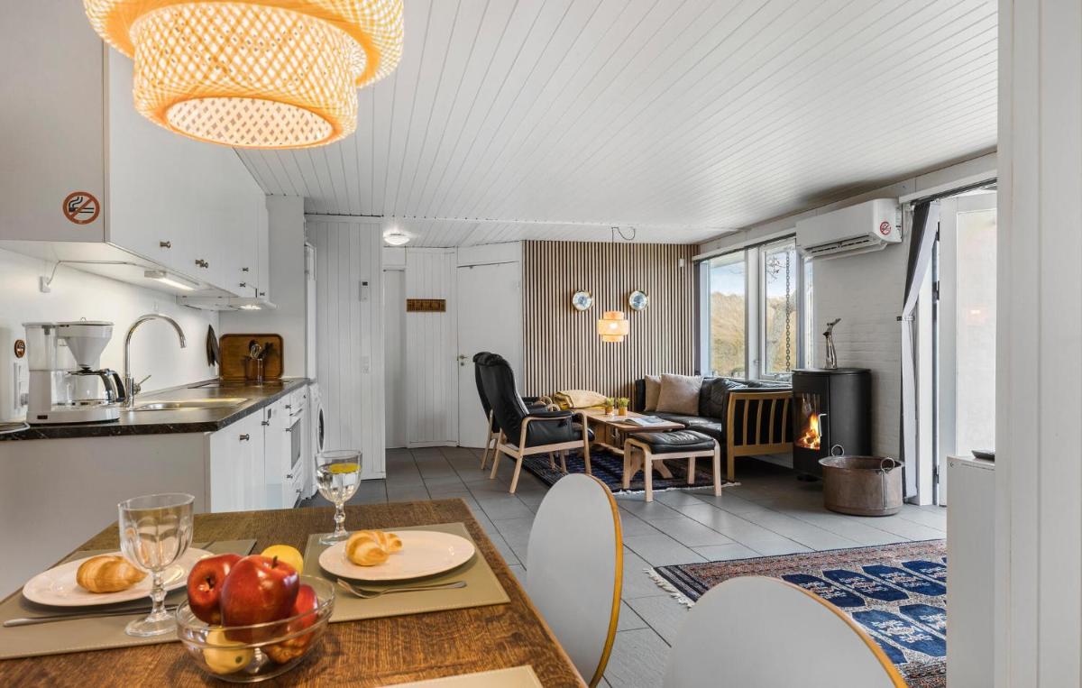 Three-Bedroom Holiday Home In Pandrup - Housity