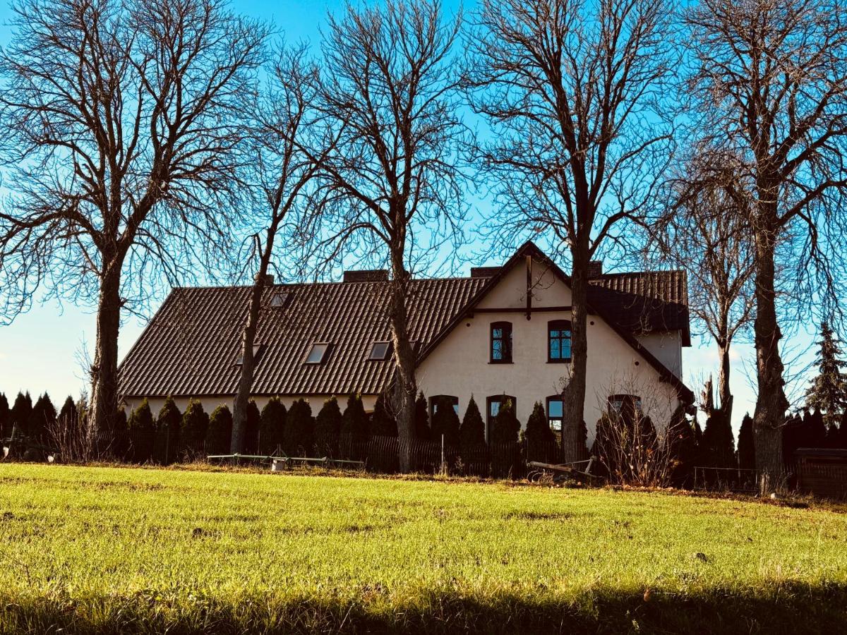 Folwark Minikowo - Agroturystyka w Borach Tucholskich - 5 pokoi z prywatnymi łazienkami - Housity