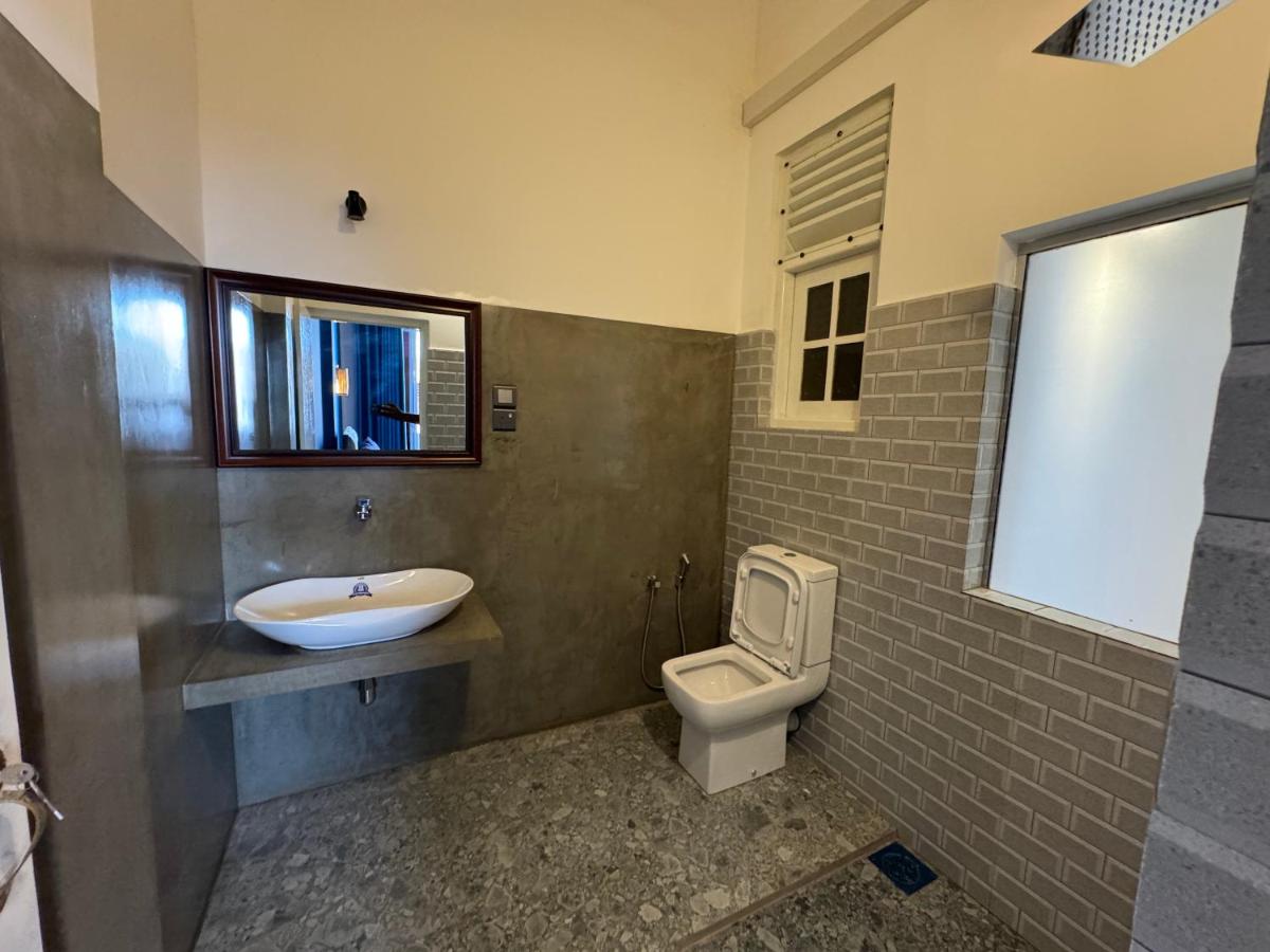 Funky Hotel - Housity