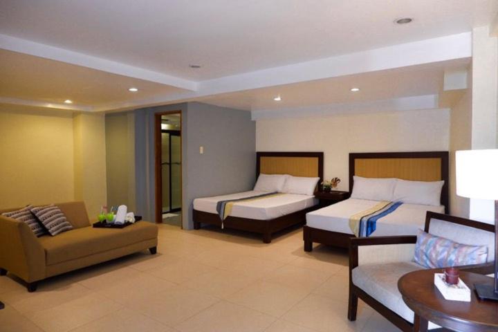 Subic Grand Seas Resort - Housity