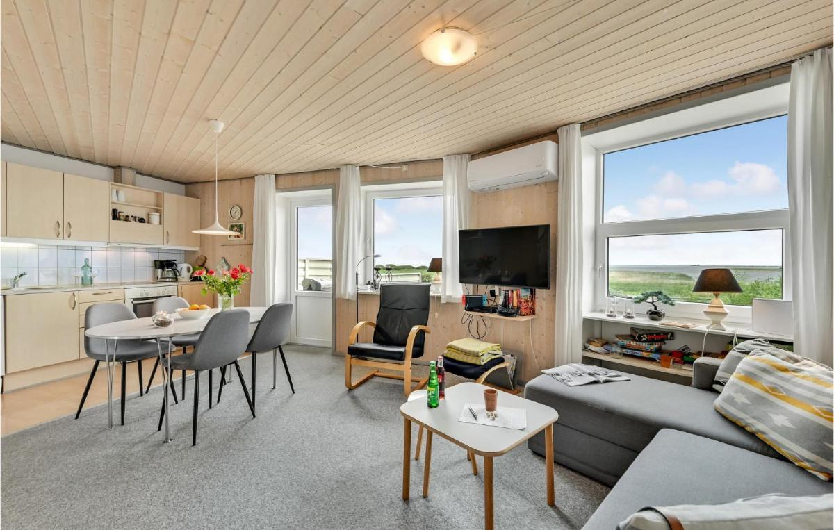 Two-Bedroom Apartment In Hvide Sande - Housity