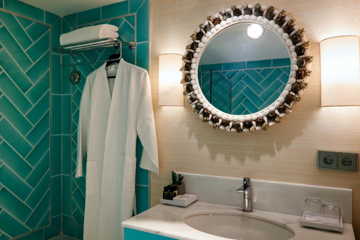 Un baño de Hotel Honucai