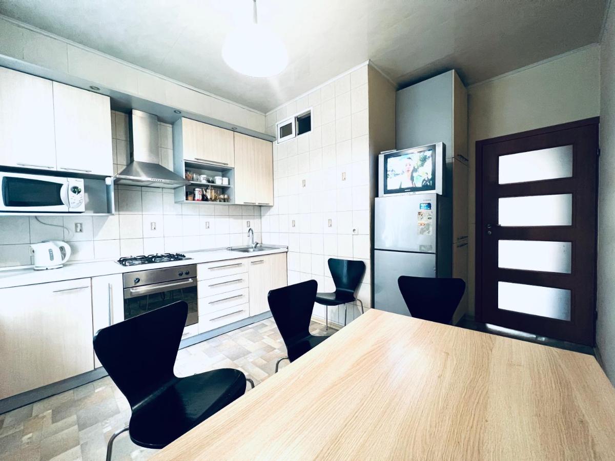Apartment on Skorykovskyi Lane 4 - Hizvo