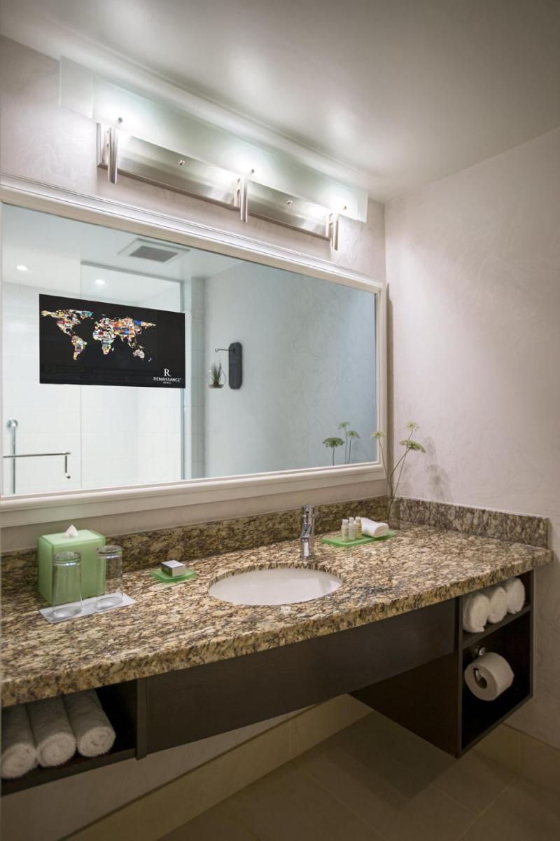 Renaissance Raleigh North Hills Hotel - Housity