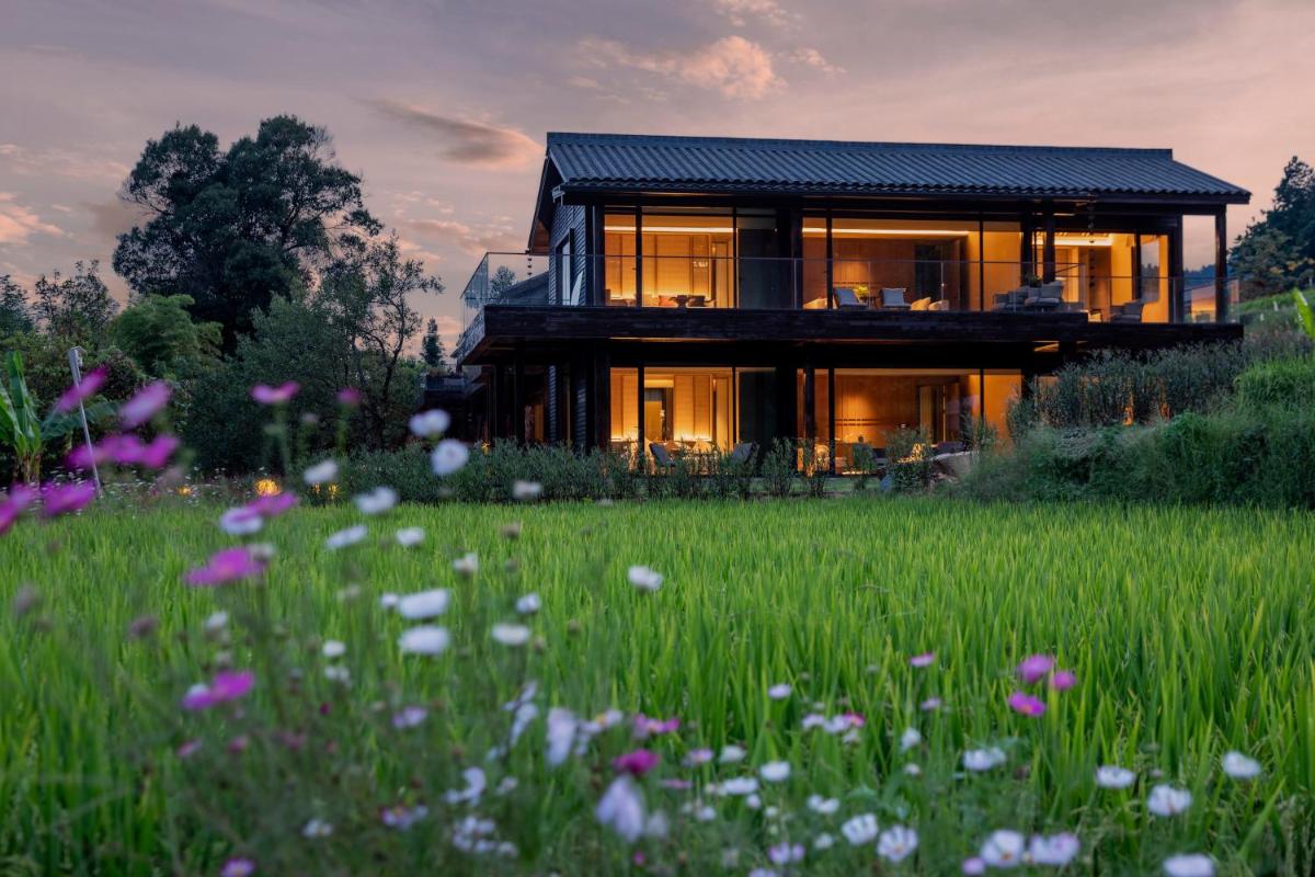 Country Retreats Zhangjiajie Manson Resort - Housity