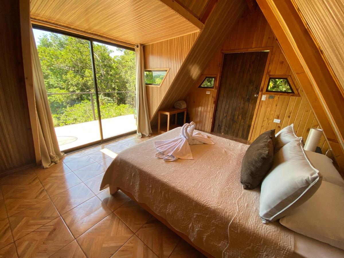 Tityra Lodge - Housity