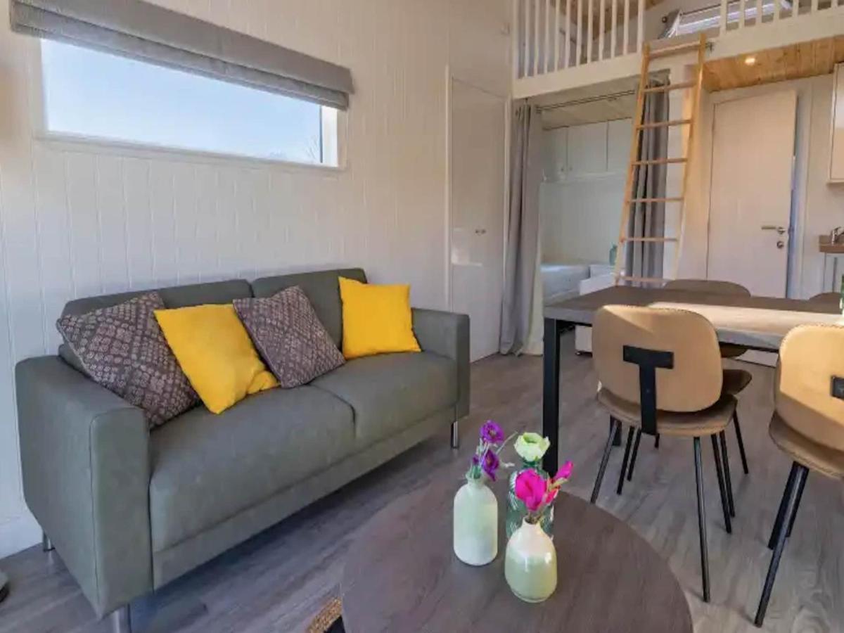 Cozy tiny house, fireplace, Maastricht at 30km - Housity