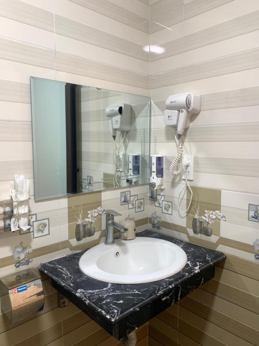 Sea Balcony Hotel - Housity
