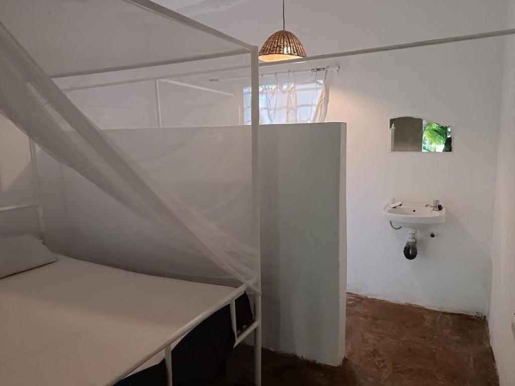 Travellers Inn Resort Malindi - Housity