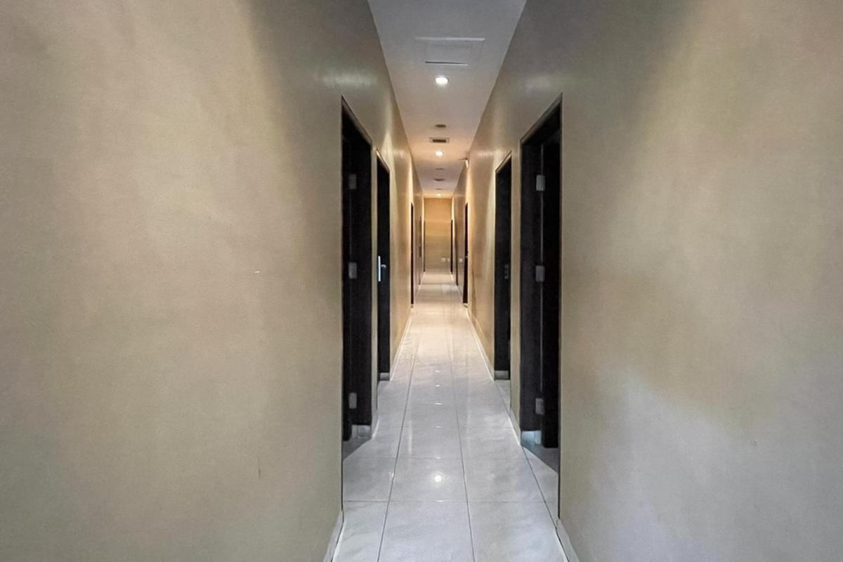 RedDoorz at Hotel Anda Pematang Siantar - Housity