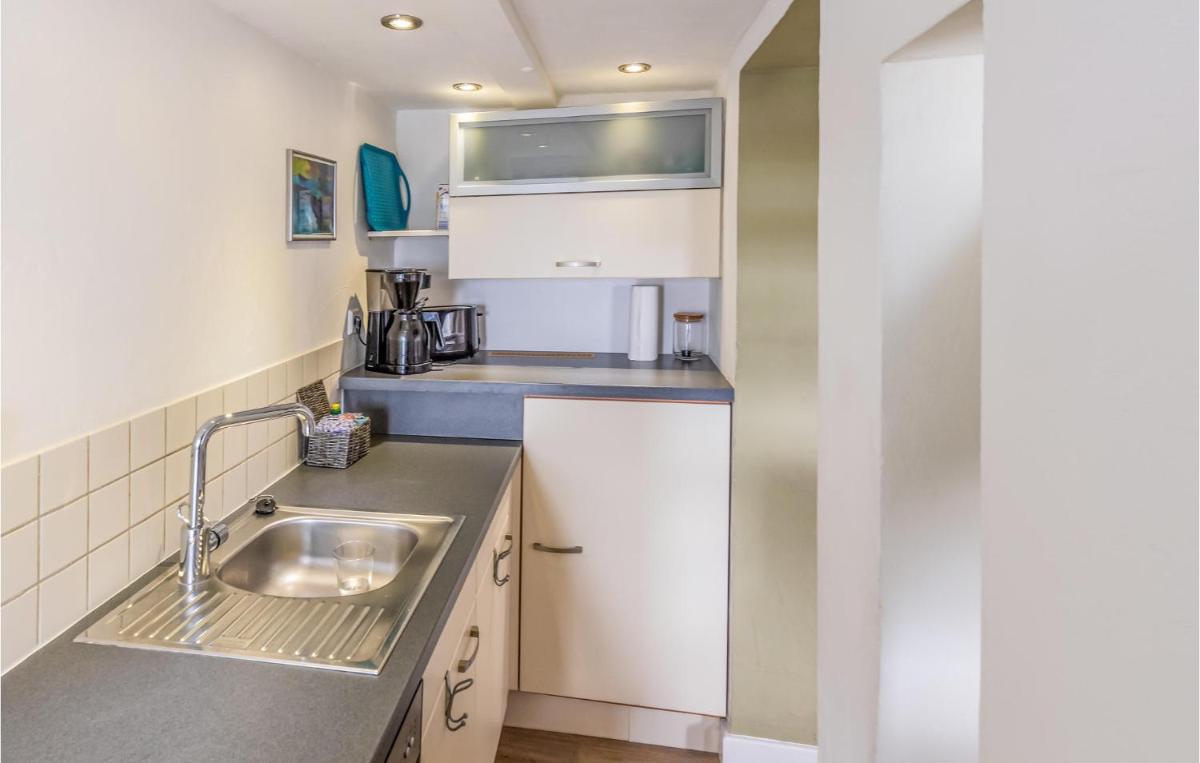 2 Bedroom Amazing Home In Emmelsbüll-Horsbüll - Housity