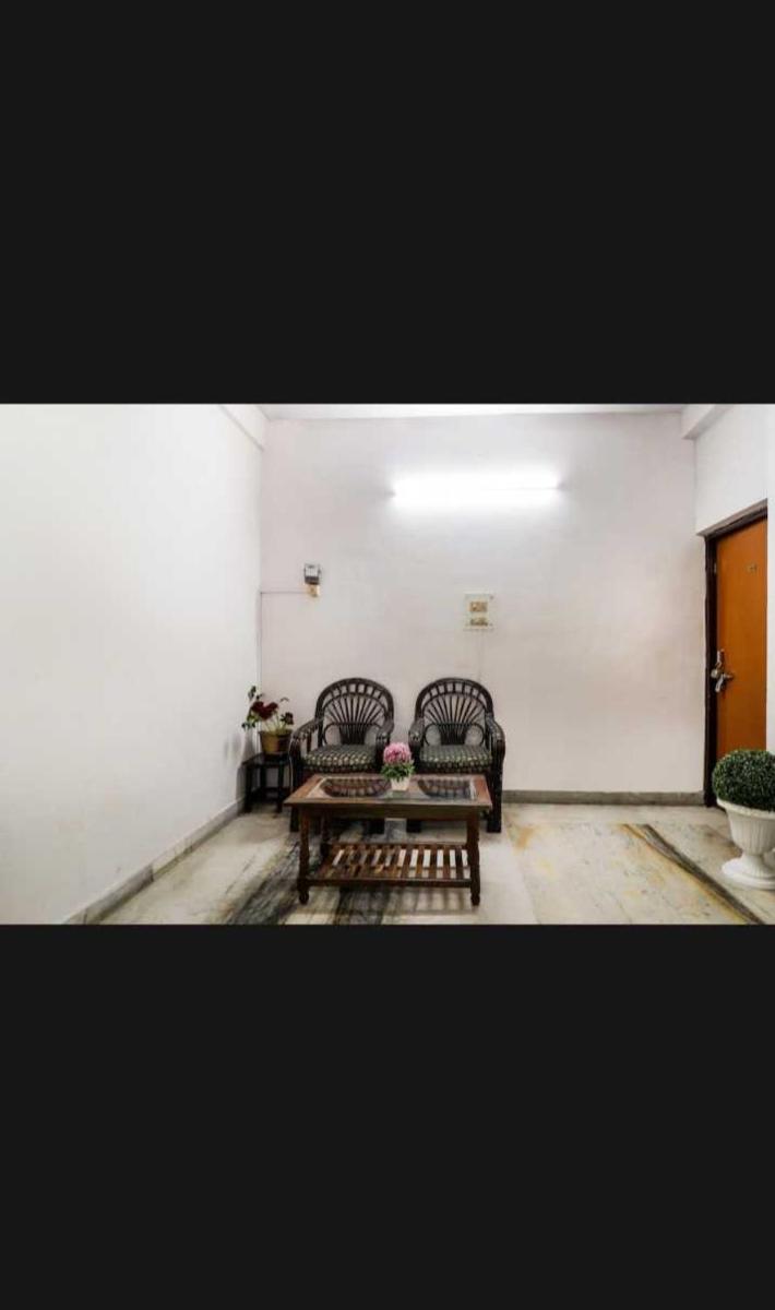 Hotel O Home The Wood Inn Near Gautam Buddha Park - Housity