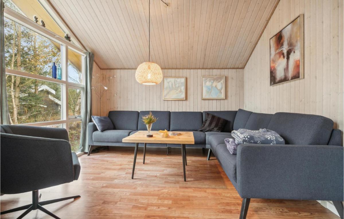 Stunning Home In Fjerritslev With Wifi - Housity