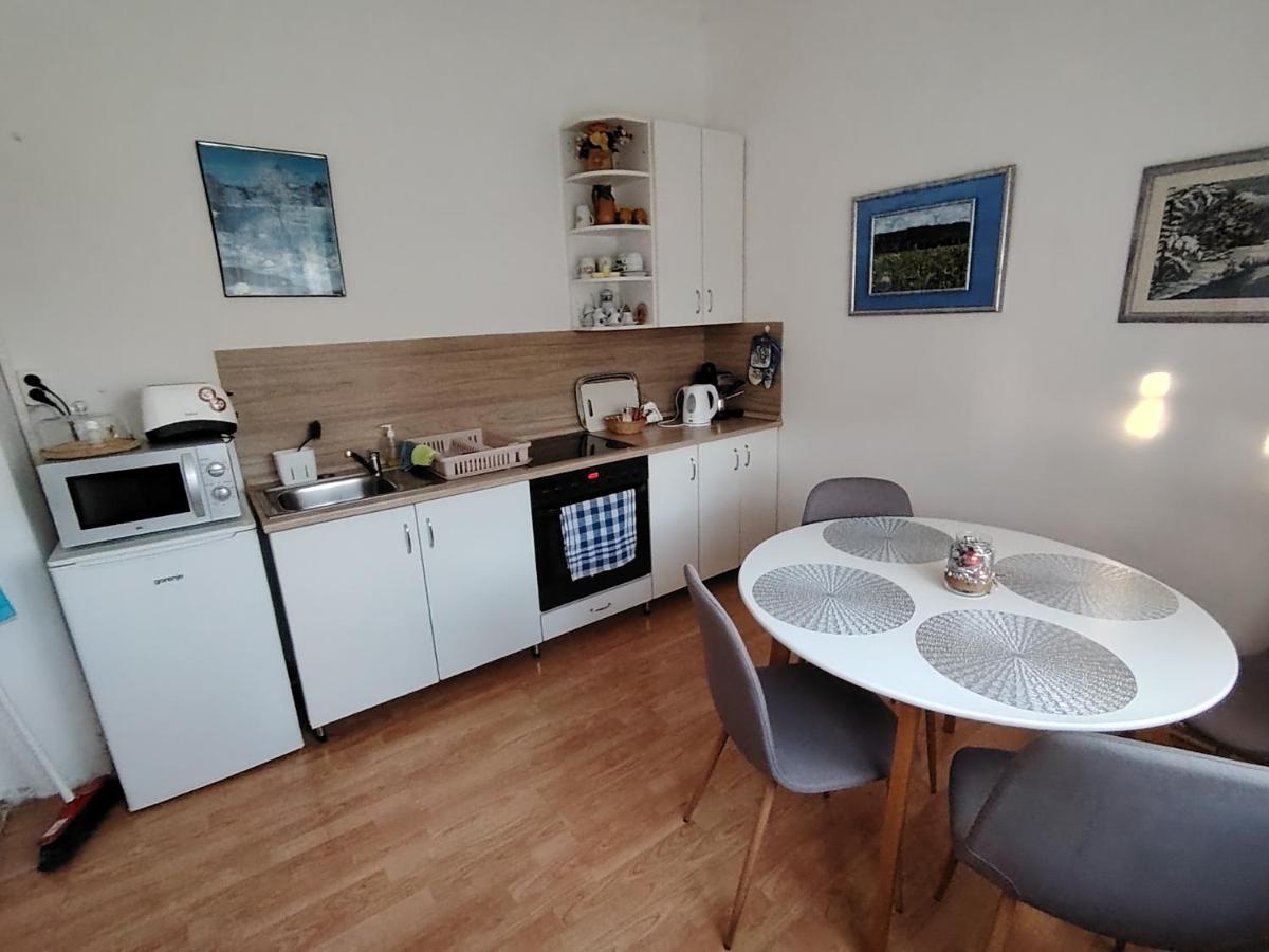 Csilla Apartman - Housity