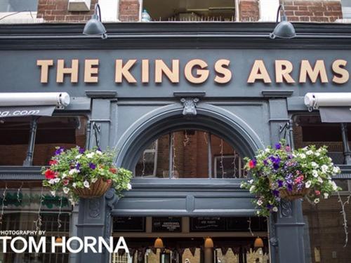 The Kings Arms - Hizvo