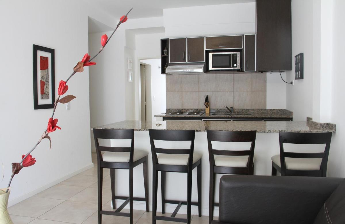 Arenales Suites - Housity