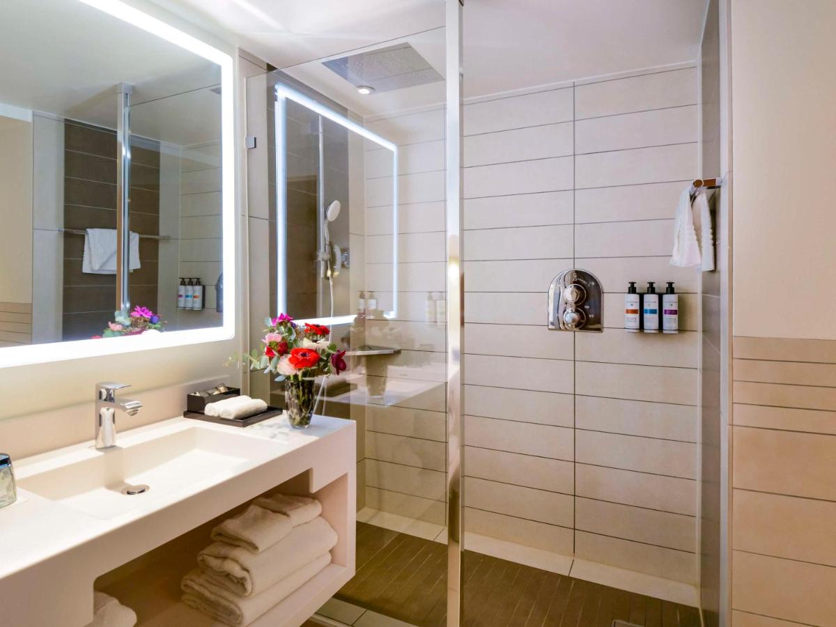 Salle de bains dans l'établissement Pullman Paris Centre - Bercy
