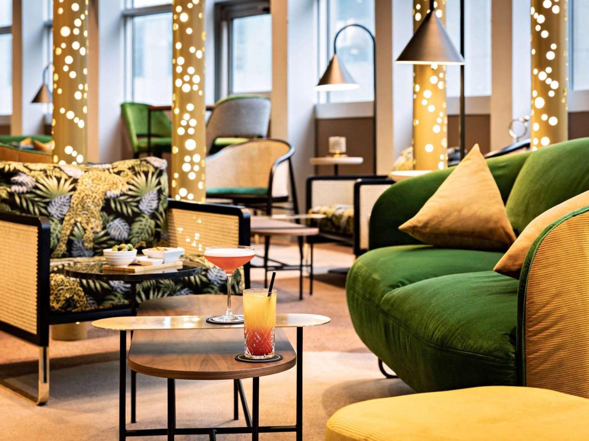 Coin salon dans l'établissement Pullman Paris La Défense