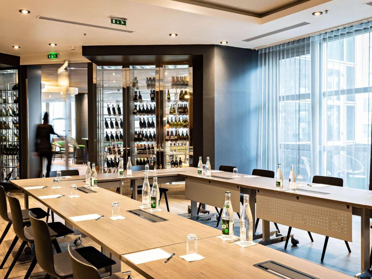 Boissons dans l'établissement Pullman Paris La Défense