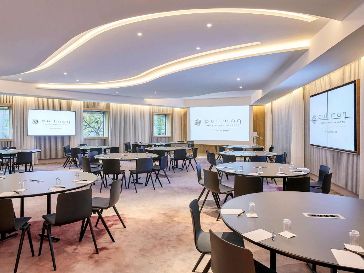 Restaurant ou autre lieu de restauration dans l'établissement Pullman Paris La Défense