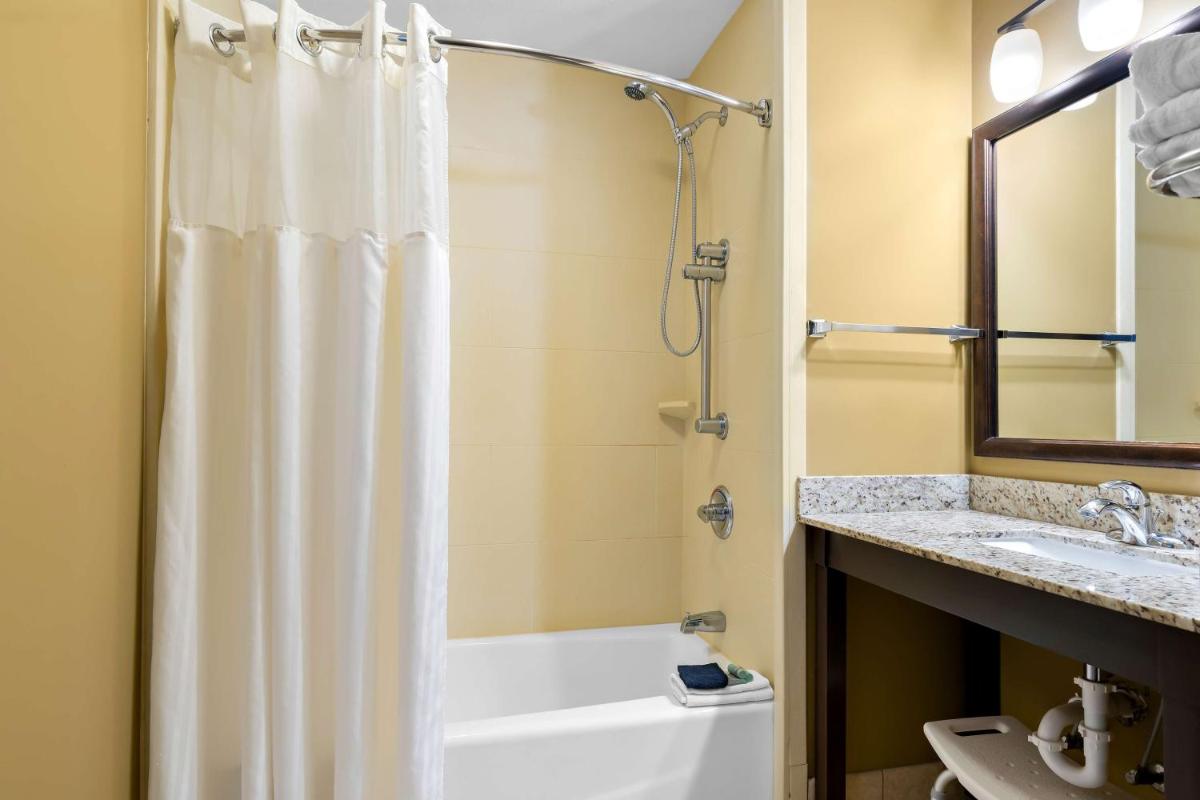 Best Western Paradise Inn - Housity