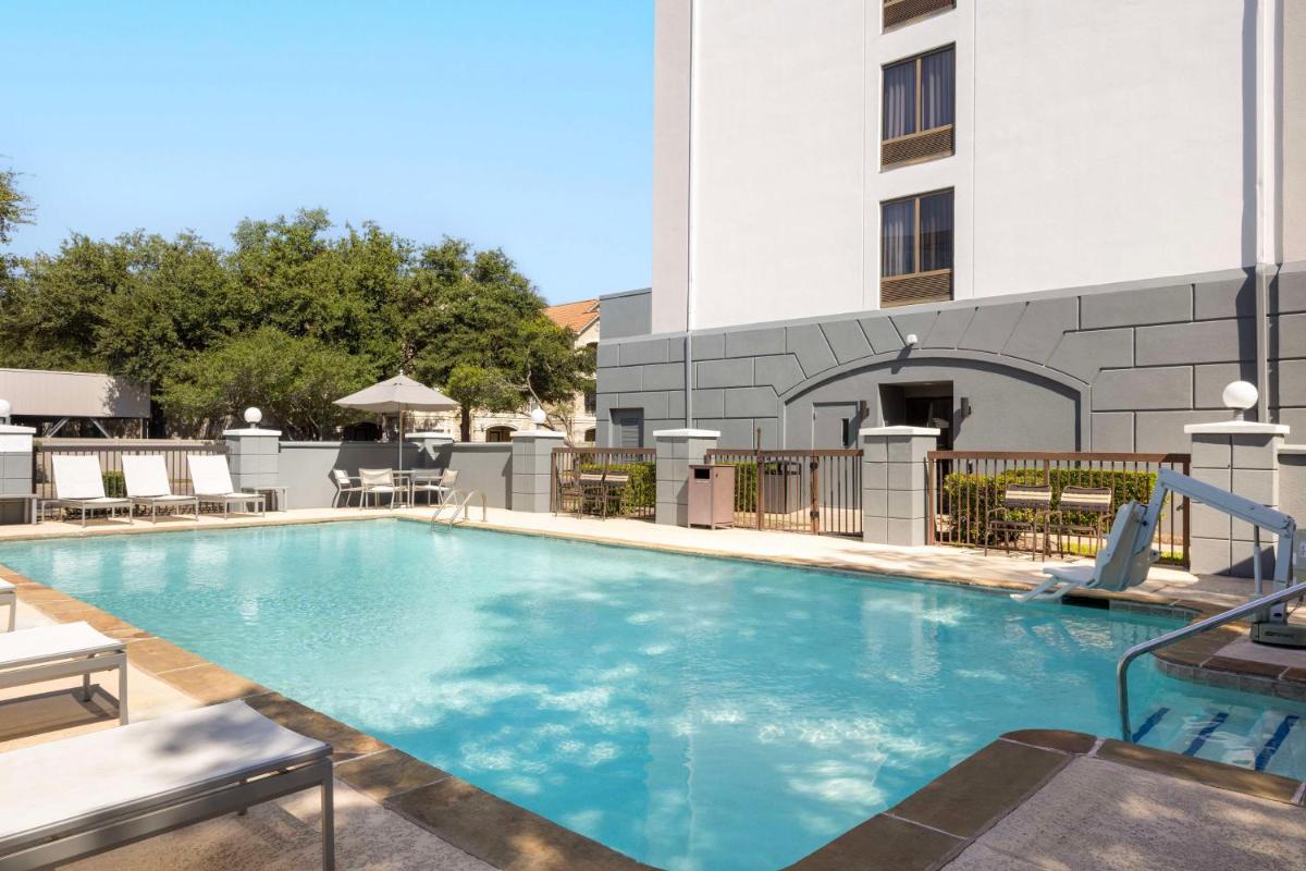 Hyatt Place Dallas North by the Galleria - Housity