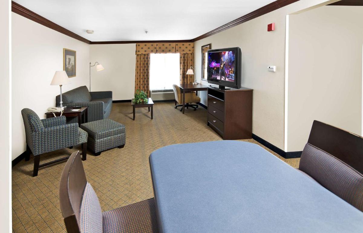 Hampton Inn Asheboro - Housity