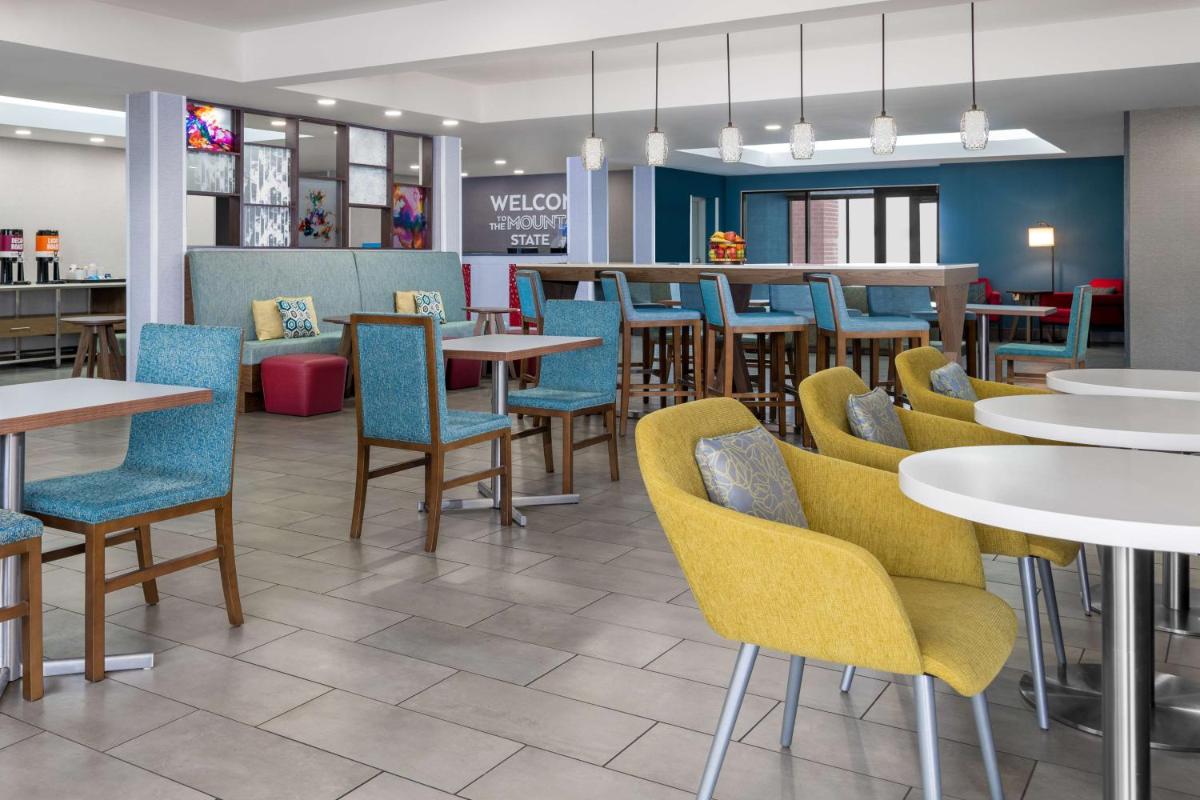 Hampton Inn Martinsburg - Housity