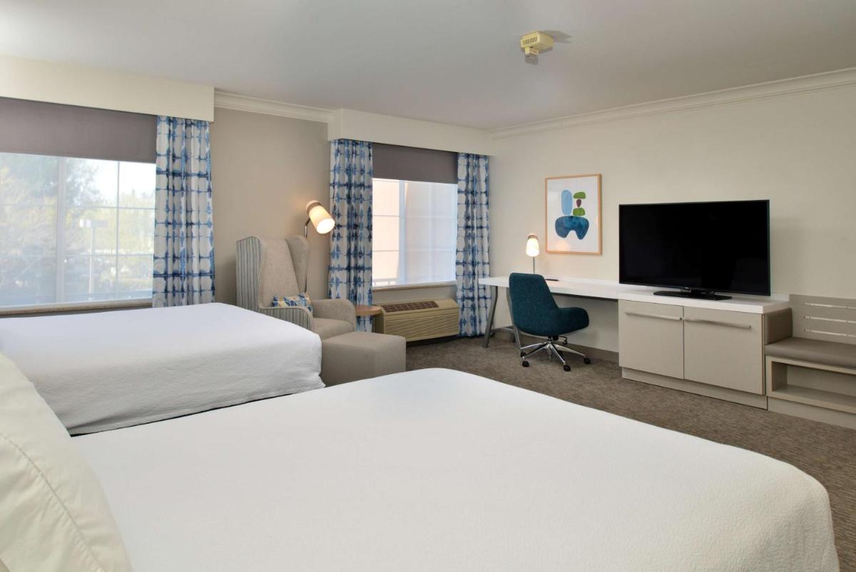 Hilton Garden Inn Napa - Housity