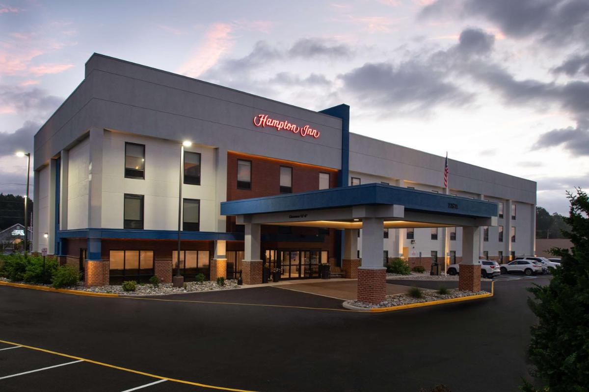 Hampton Inn Seaford - Housity