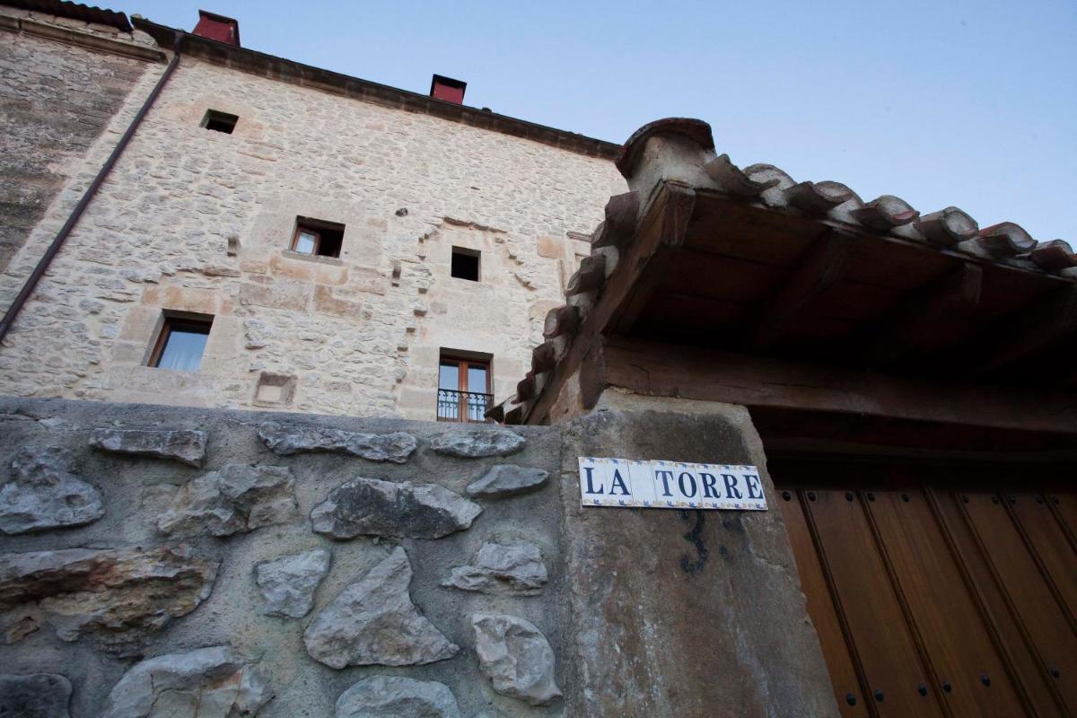 Hotel Rural La Torre de Bisjueces - Housity