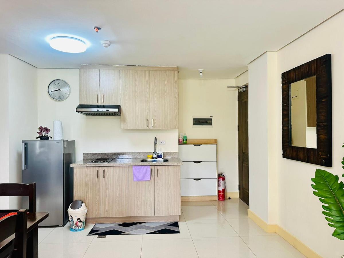 Twinlakes Condominium Tagaytay, LL1R Shiraz - Housity