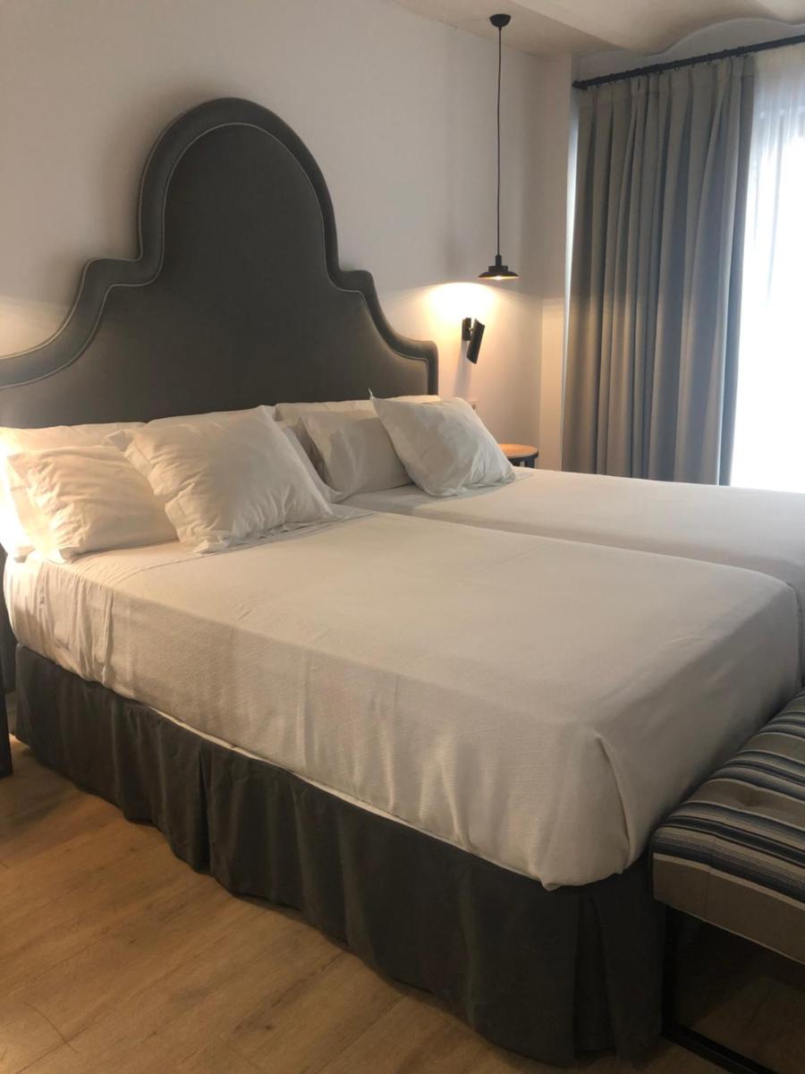 Suites Hom Sevilla - Housity