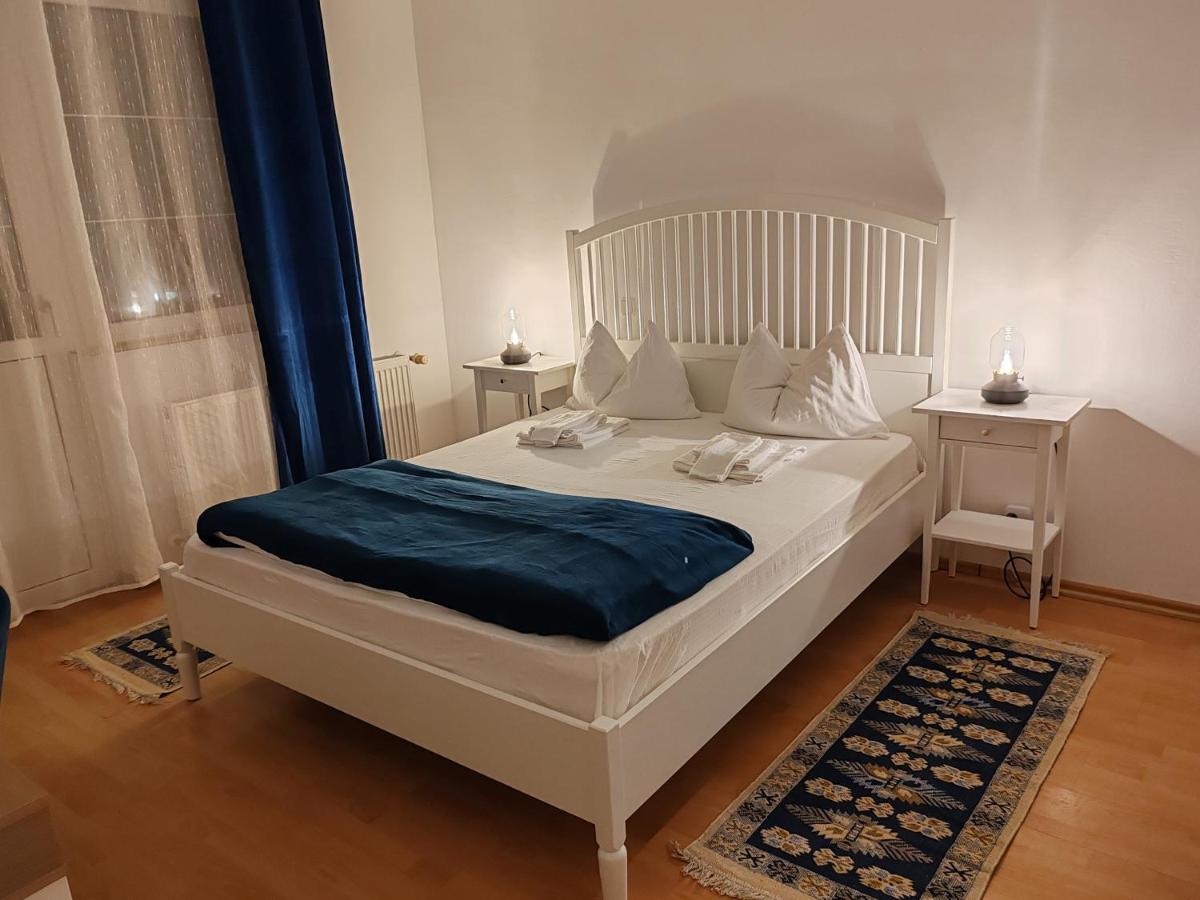Pensiunea Hera - Housity
