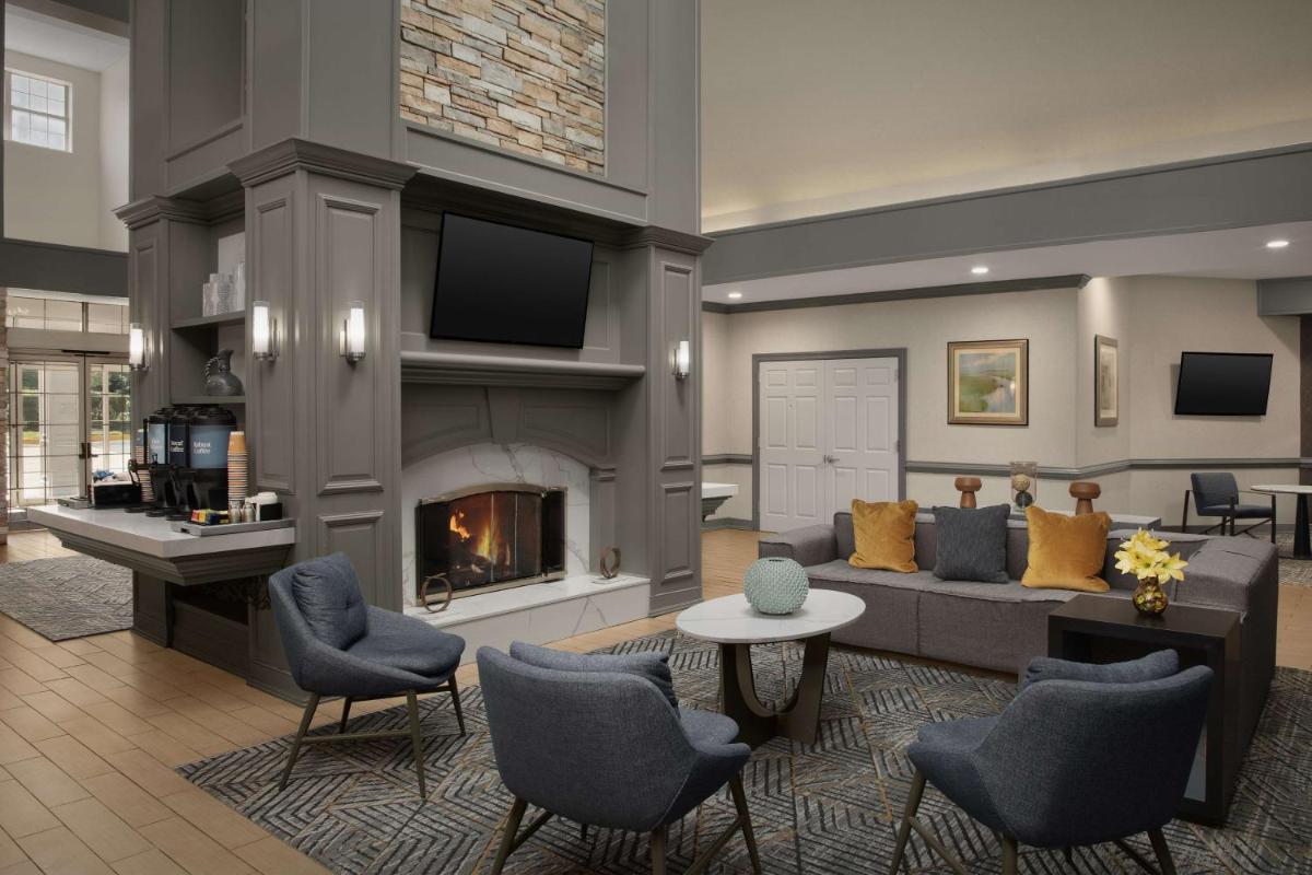 Homewood Suites by Hilton Alexandria - Housity