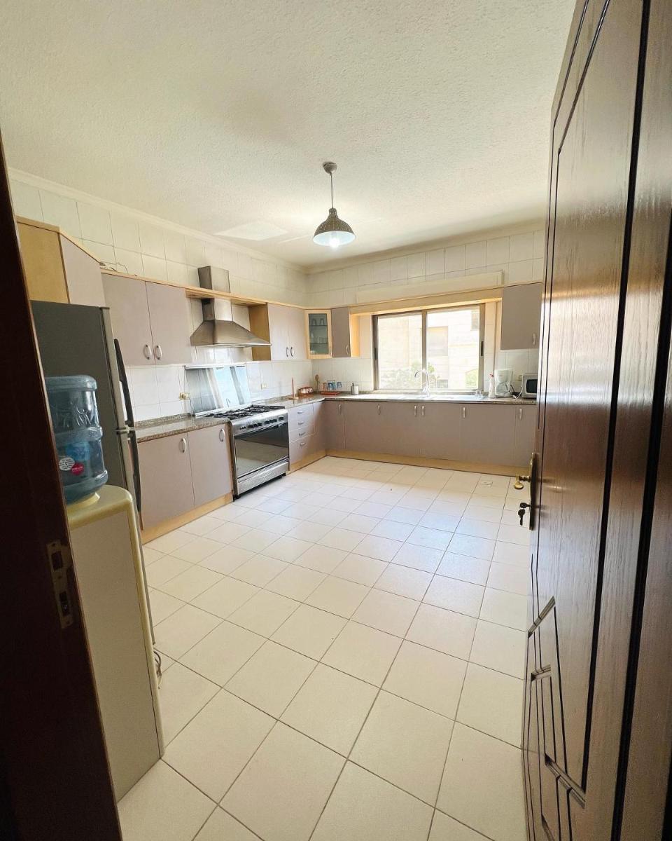 Suitetrails - Furnished Apartment for Rent in Abdoun 200sqm