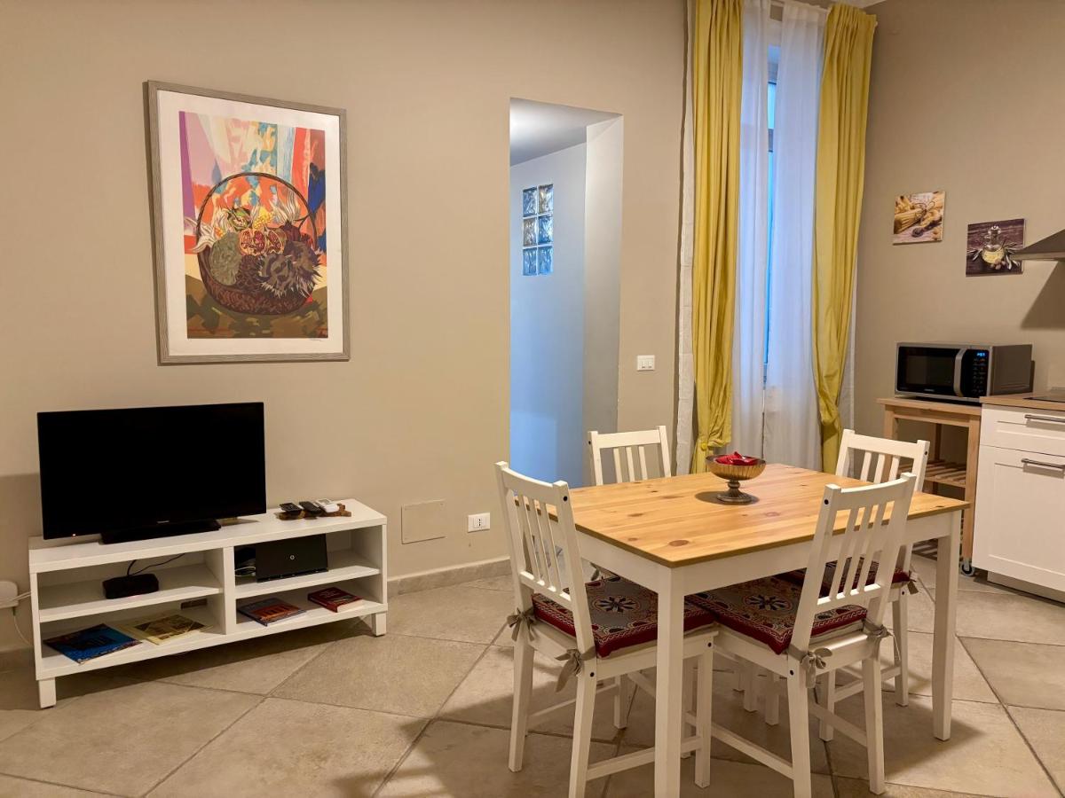 Goodstays - Flats with Terrace & Balcony - Housity