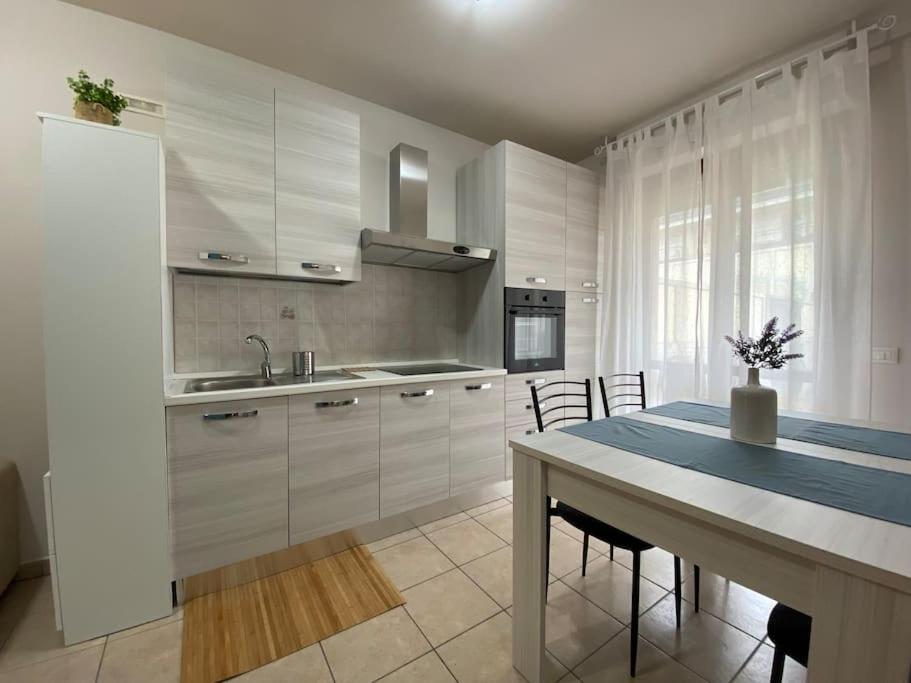 Gioiamare a 100m dal mare - Housity