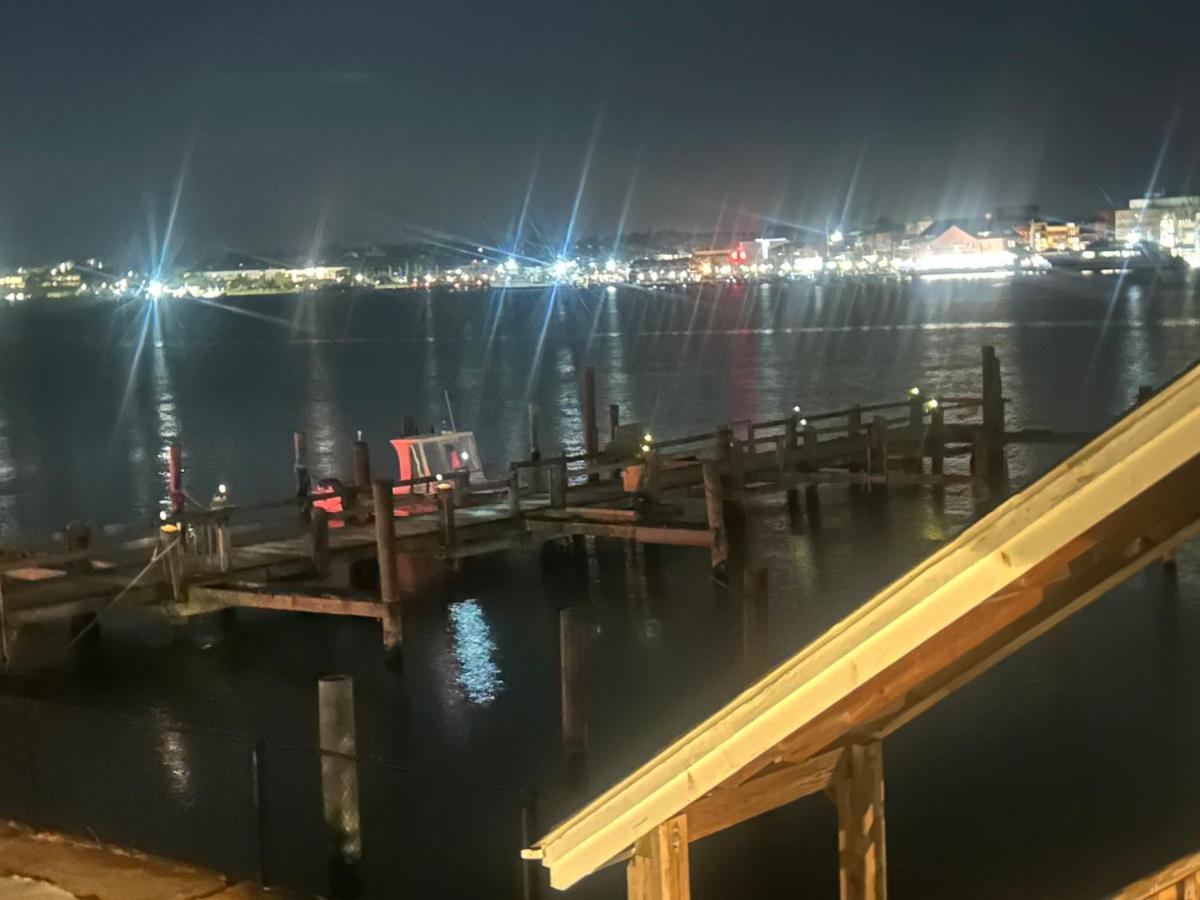 Thames Inn and Marina - Housity