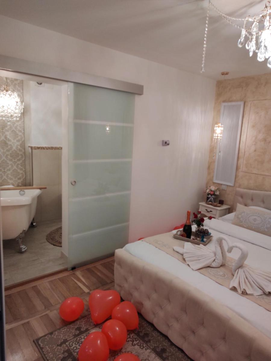 Penthouse Luxury - Housity