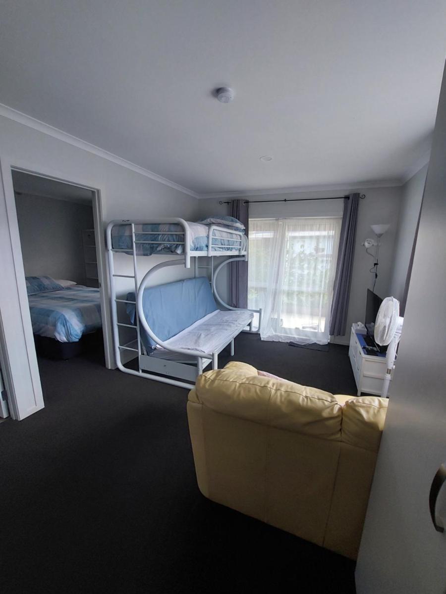 Comfortable 1 bedroom perfect for travelers or workers - Housity