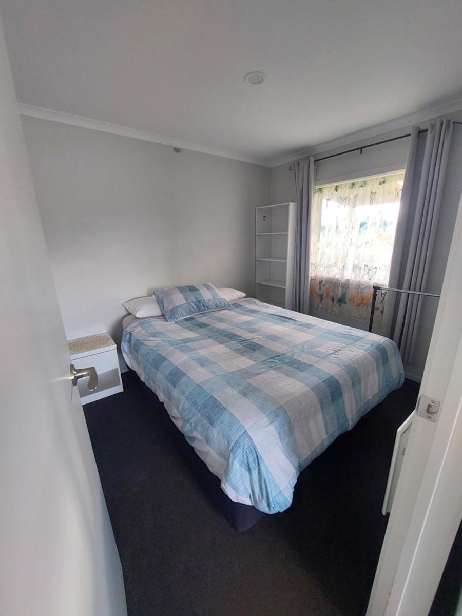 Comfortable 1 bedroom perfect for travelers or workers - Housity