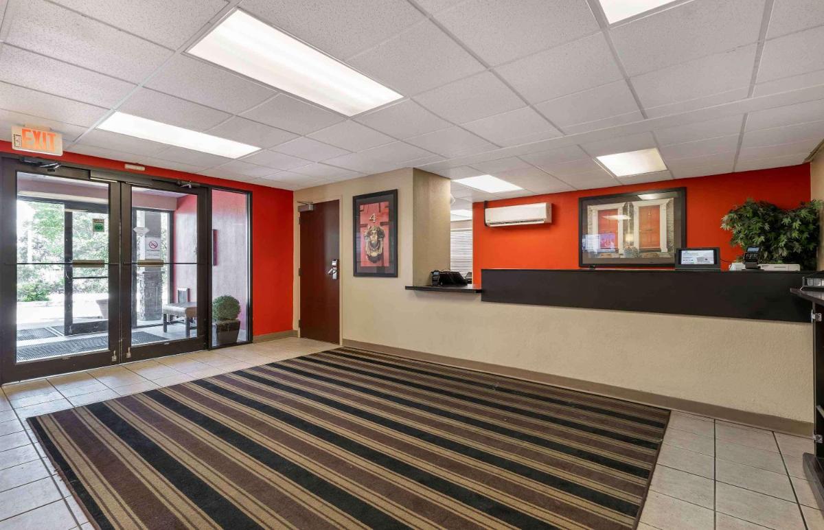 Extended Stay America Suites - Chicago - Burr Ridge - Housity