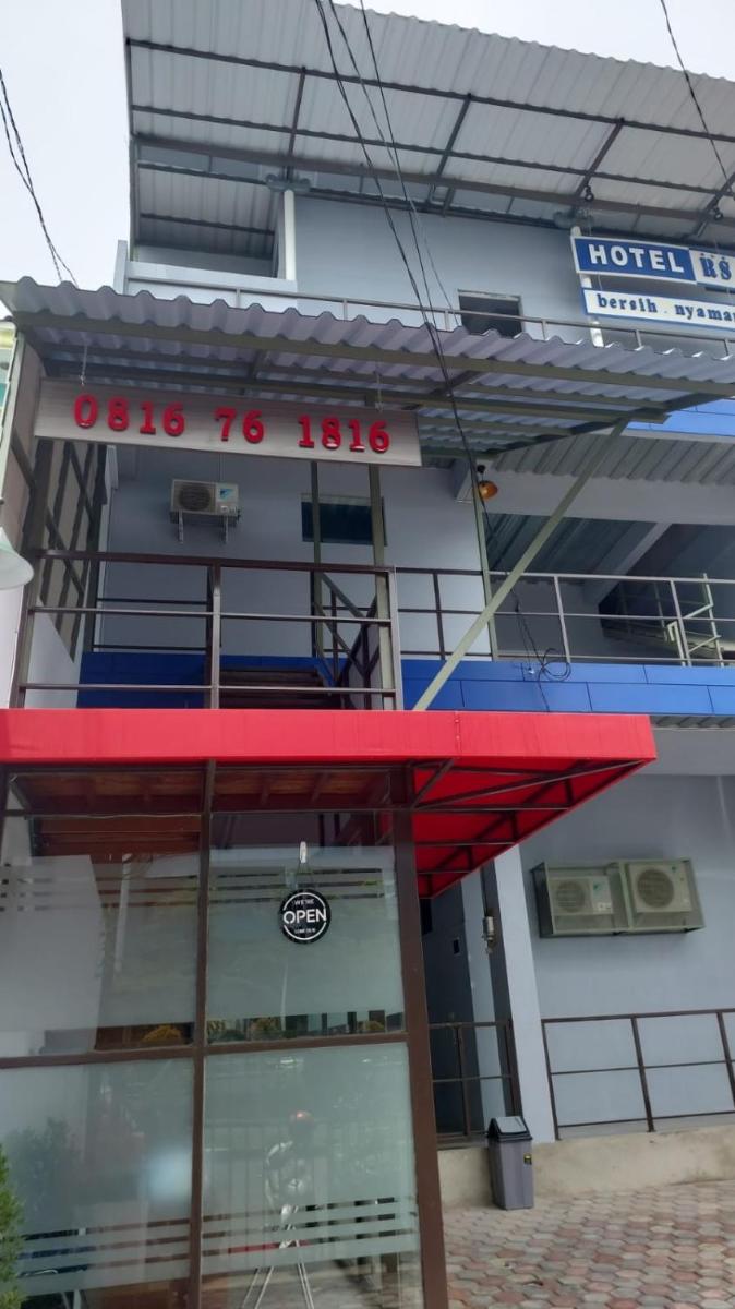 Hotel RS Cibinong - Housity
