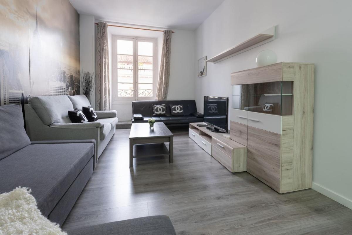 Apartamentos Day Madrid SOL Centro Gran Via - Housity