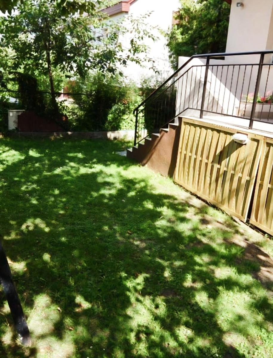 Béri Apartman - Housity